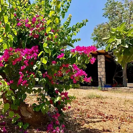 Moulos Chalet Hideaway By The Sea *