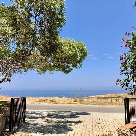 Moulos Chalet Hideaway By The Sea *